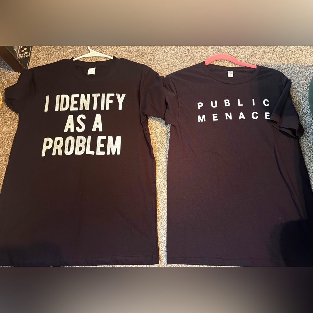 Black Statement short sleeve Tees (2)